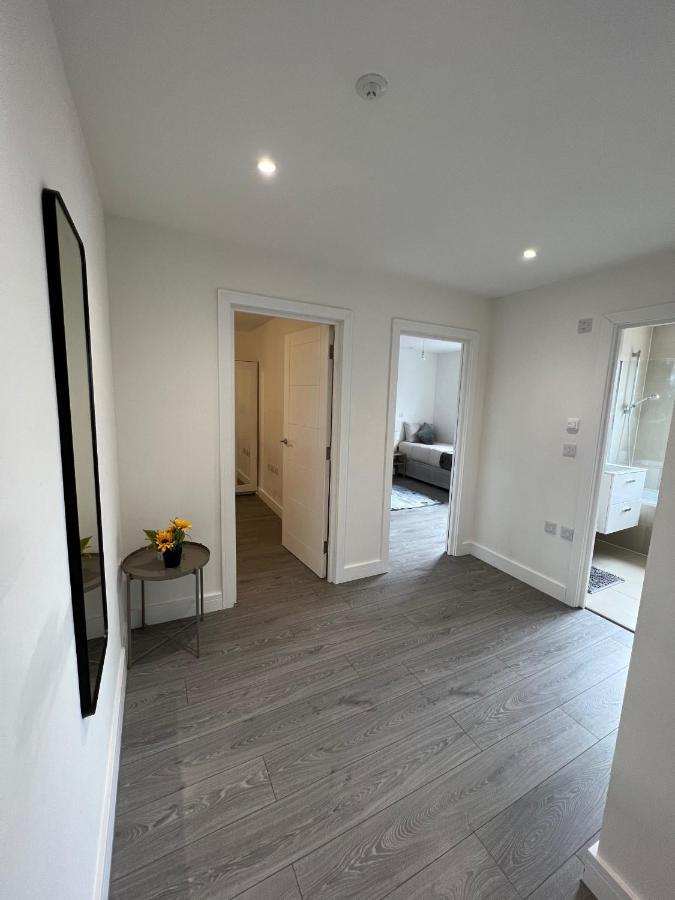 2 Bedroom City Centre Apartment In Hemel Hempstead Dış mekan fotoğraf